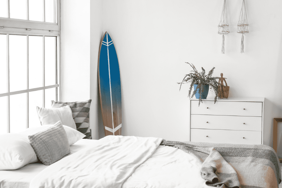 surfer girl bedroom ideas