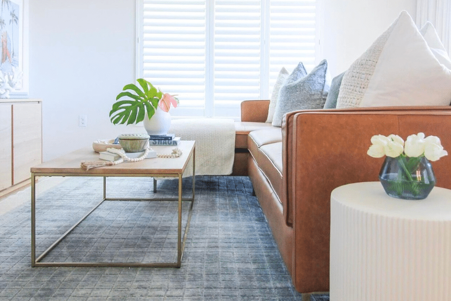 beach coffee table decor
